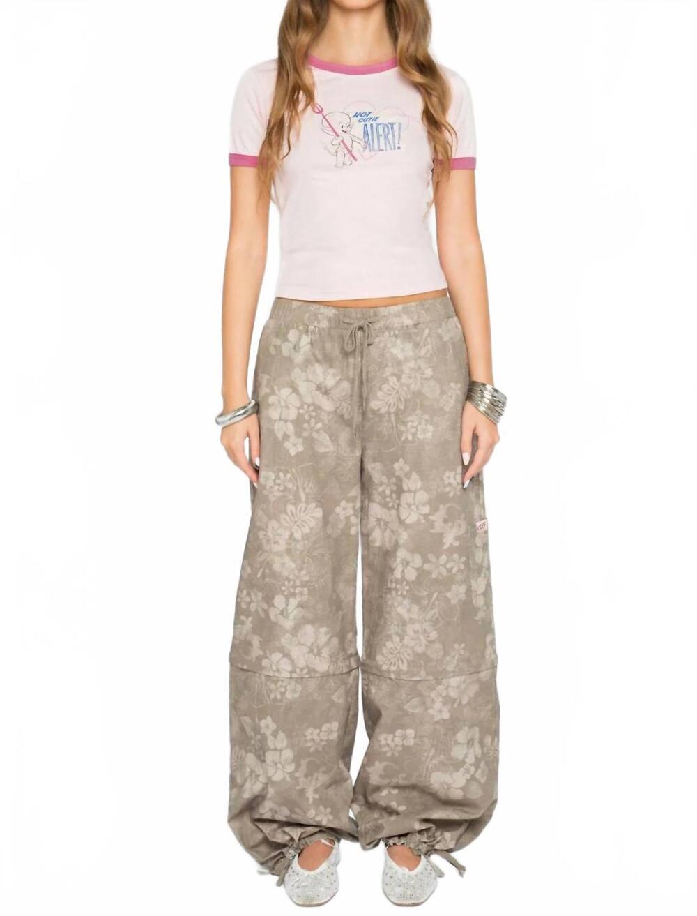 NEW DAISY STREET women's hibiscus 2 in 1 shorts and trouser in beige